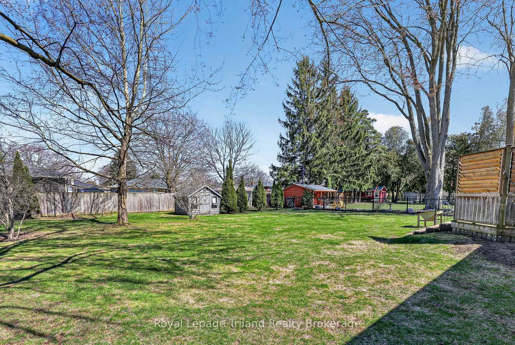 Photo 32 of 196 Washington Street, Zorra, Thamesford — HOMEH