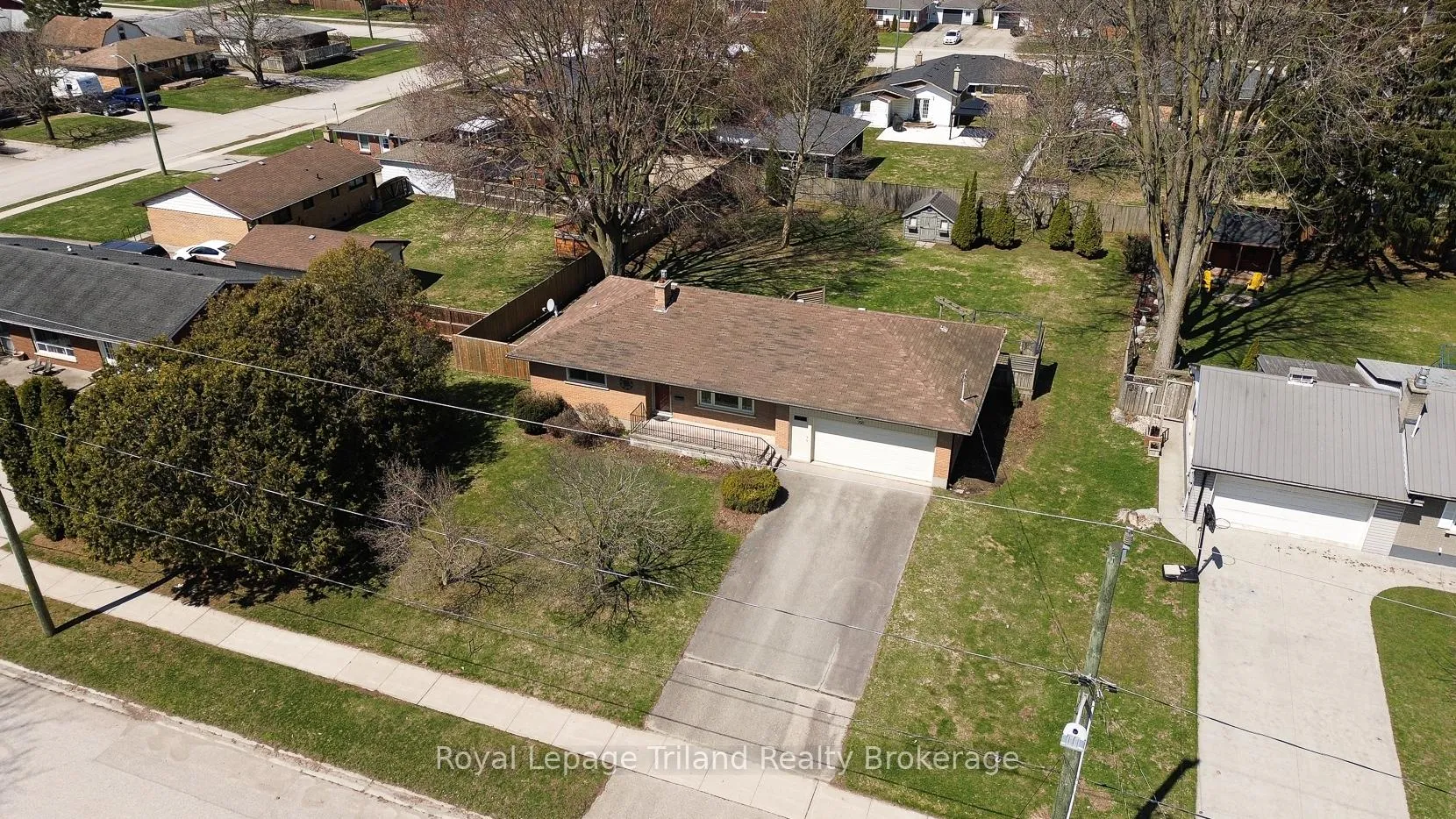 Photo 38 of 196 Washington Street, Zorra, Thamesford — HOMEH