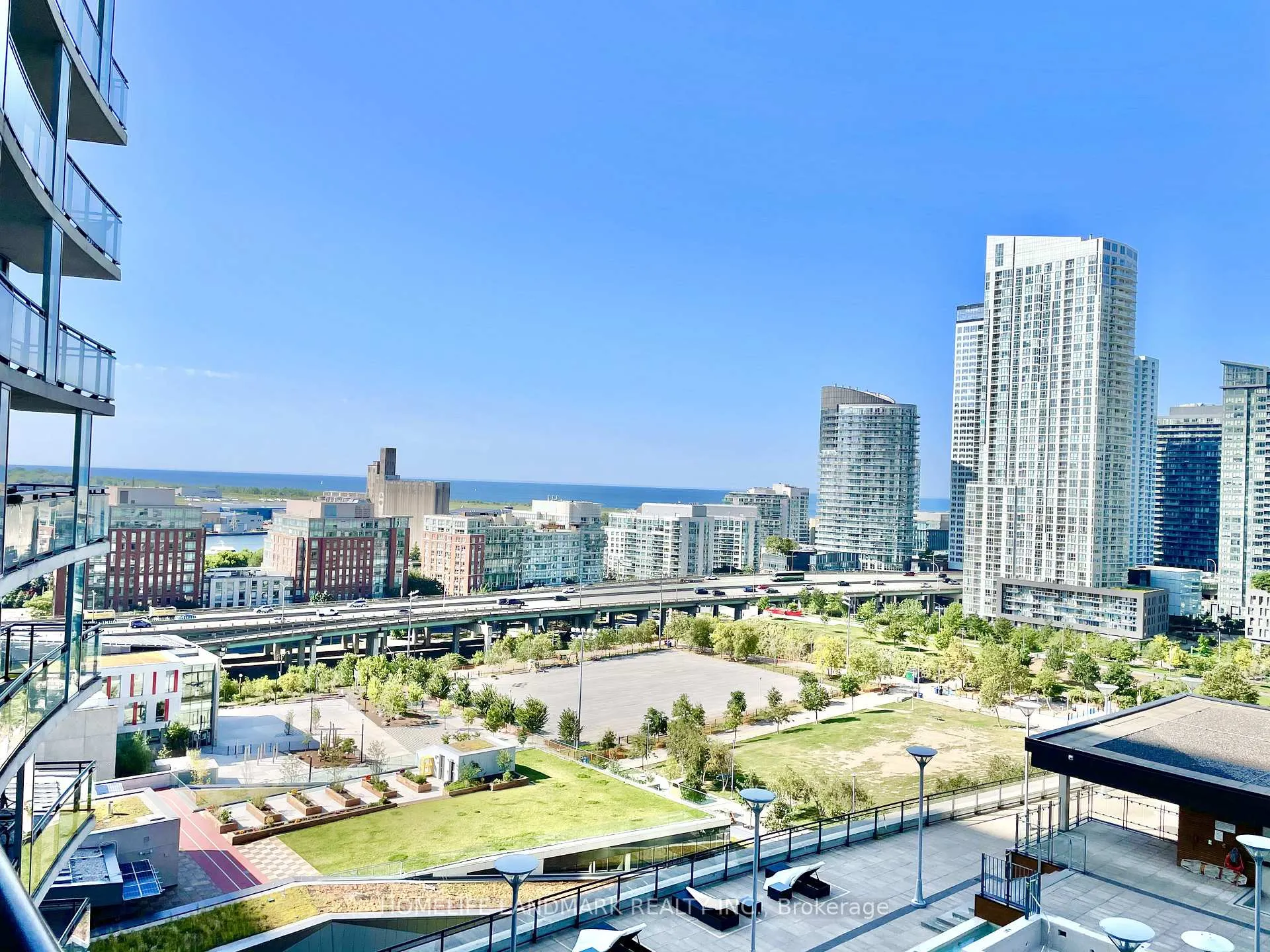 Photo 15 of Unit 1610, 8 Telegram Mews, Toronto, Waterfront Communities — HOMEH