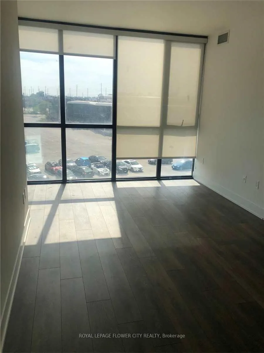 Photo 3 of Unit 326, 2908 Highway 7 Road, Vaughan, Concord — HOMEH