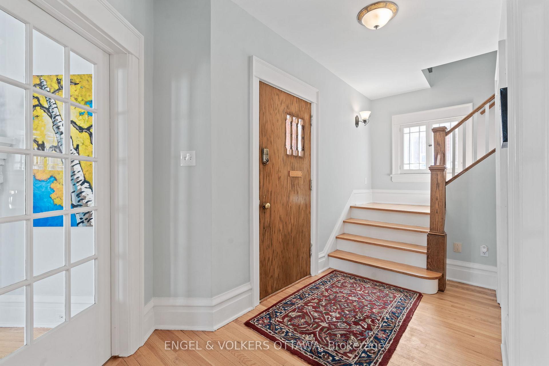 Photo 3 of 492 Queen Elizabeth Drive, Ottawa, Glebe — HOMEH