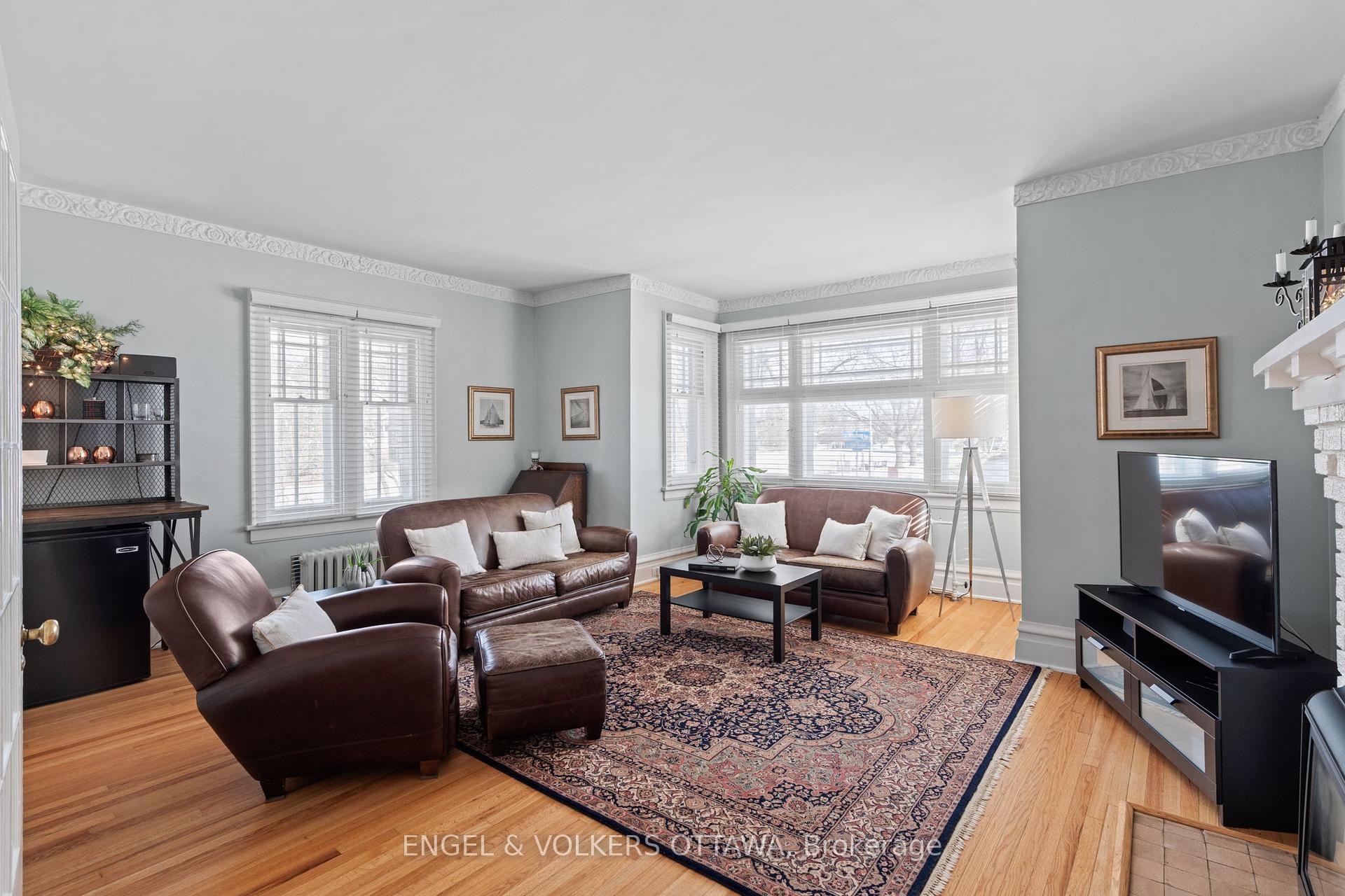 Photo 4 of 492 Queen Elizabeth Drive, Ottawa, Glebe — HOMEH