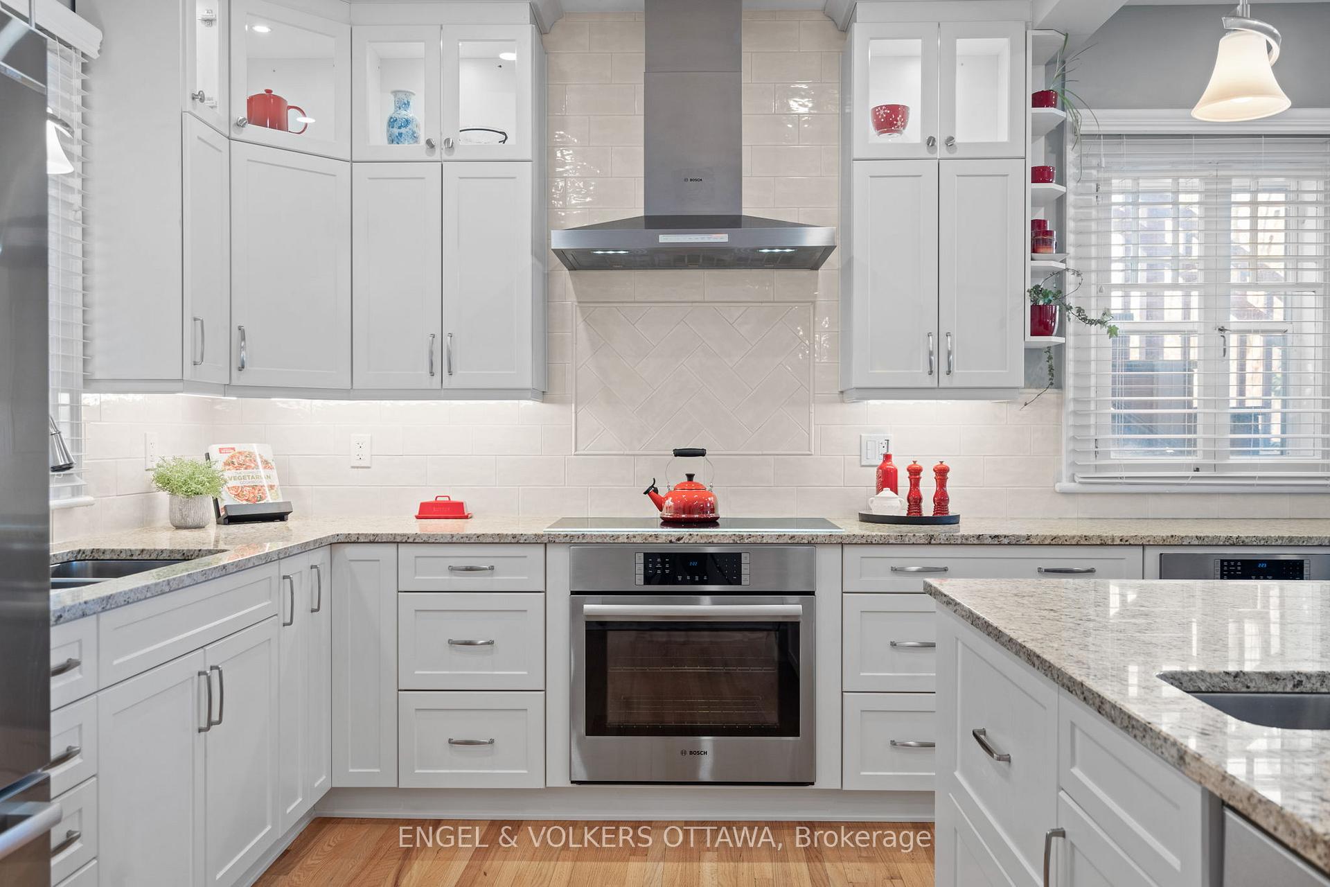 Photo 11 of 492 Queen Elizabeth Drive, Ottawa, Glebe — HOMEH