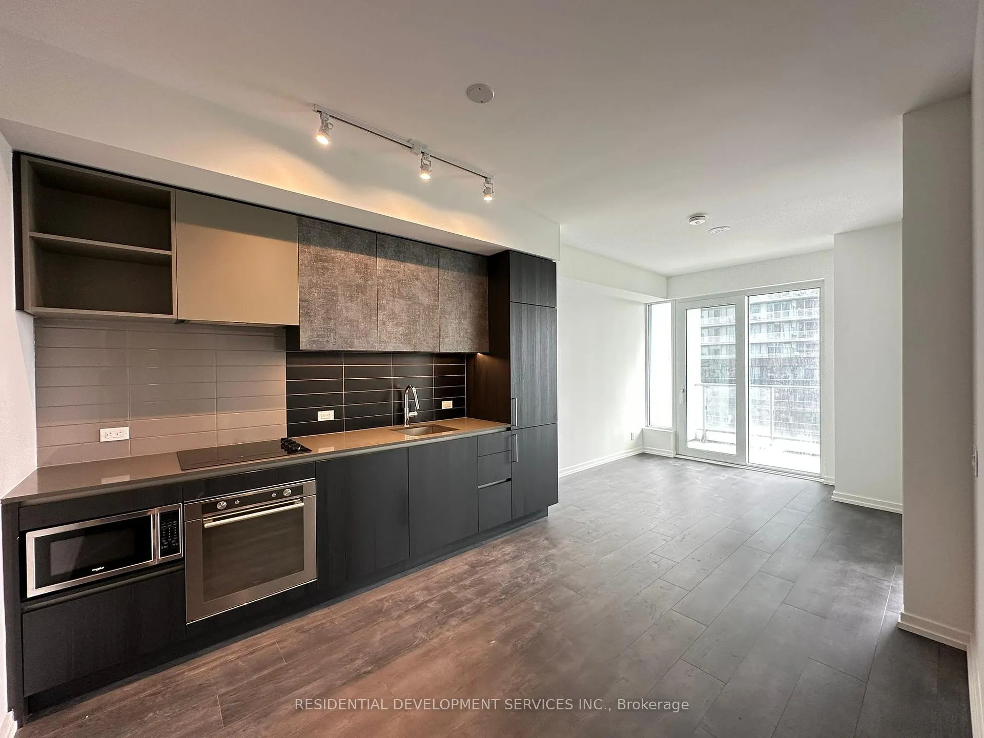 Photo 1 of Unit 911, 7890 Jane Street, Vaughan, Vaughan Corporate Centre — HOMEH