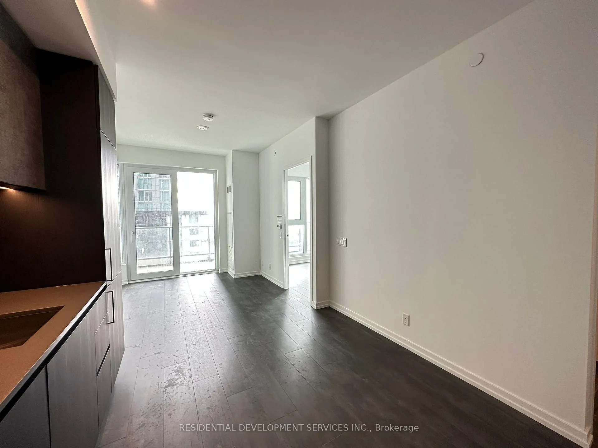 Photo 5 of Unit 911, 7890 Jane Street, Vaughan, Vaughan Corporate Centre — HOMEH