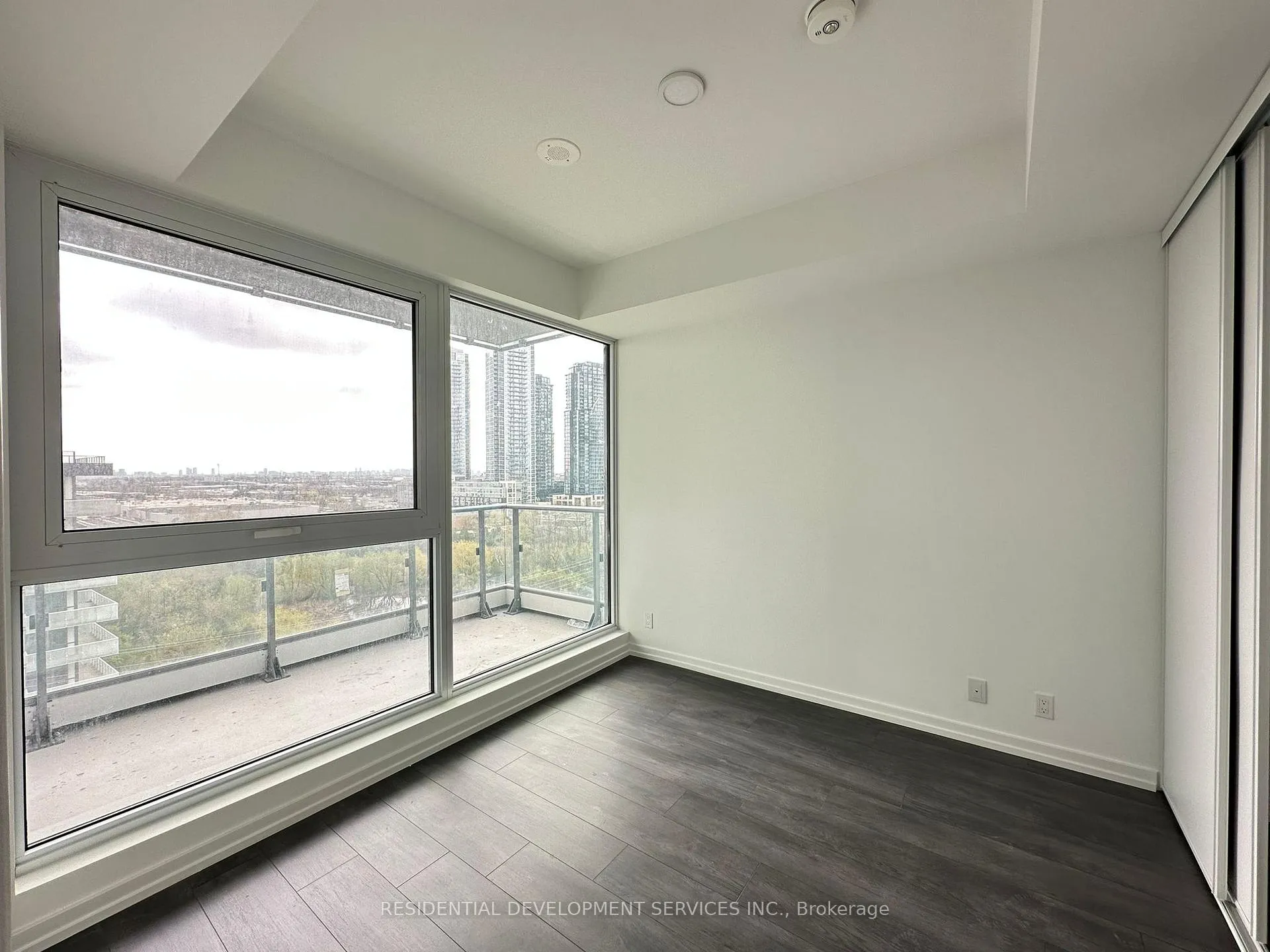 Photo 8 of Unit 911, 7890 Jane Street, Vaughan, Vaughan Corporate Centre — HOMEH