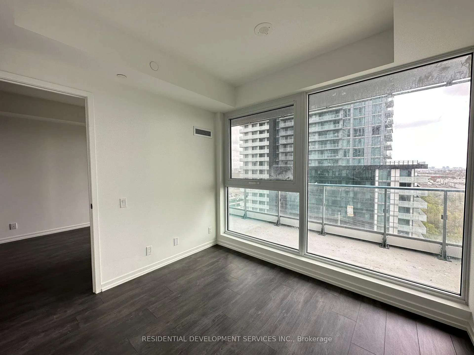 Photo 9 of Unit 911, 7890 Jane Street, Vaughan, Vaughan Corporate Centre — HOMEH