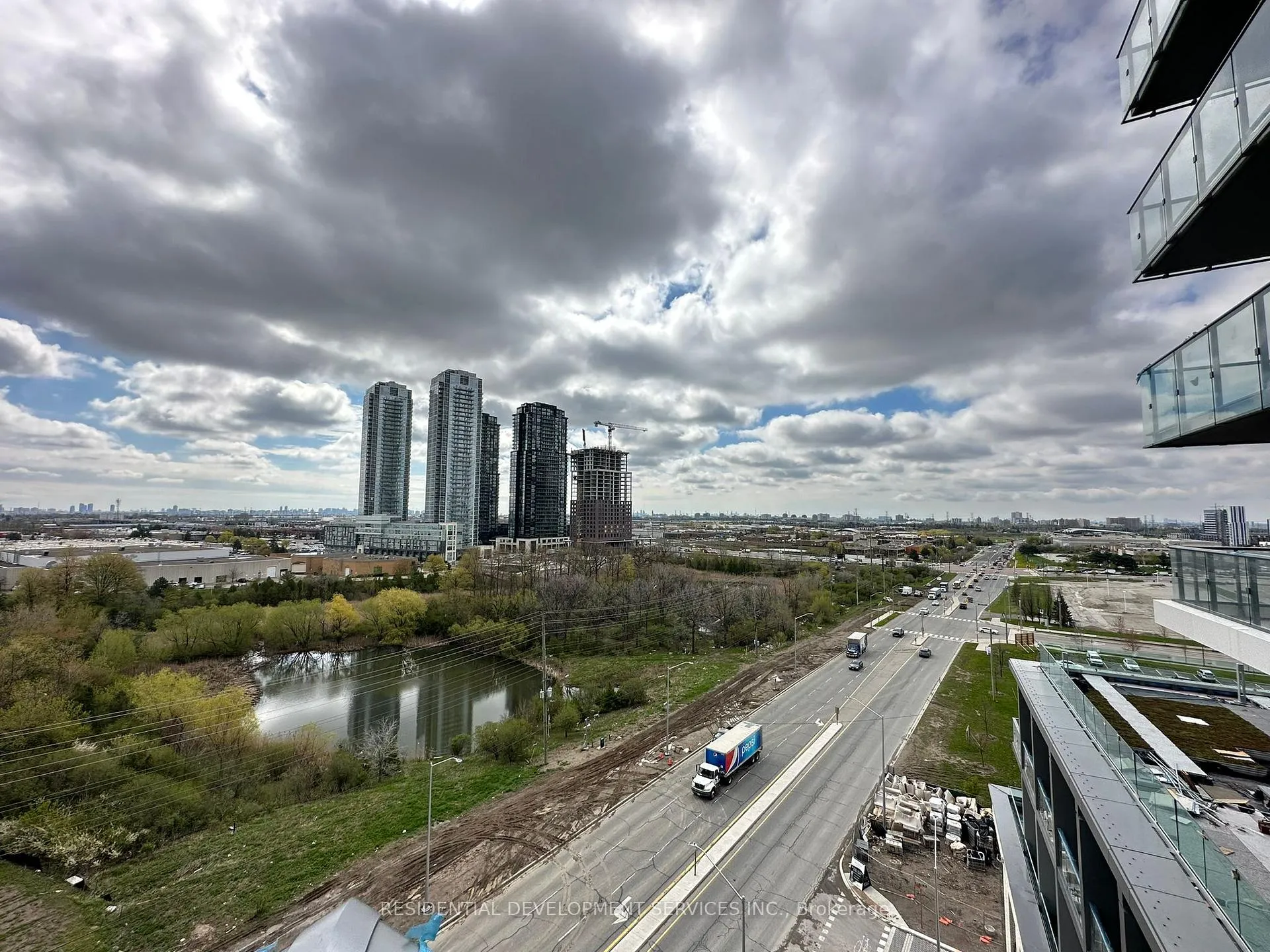 Photo 12 of Unit 911, 7890 Jane Street, Vaughan, Vaughan Corporate Centre — HOMEH