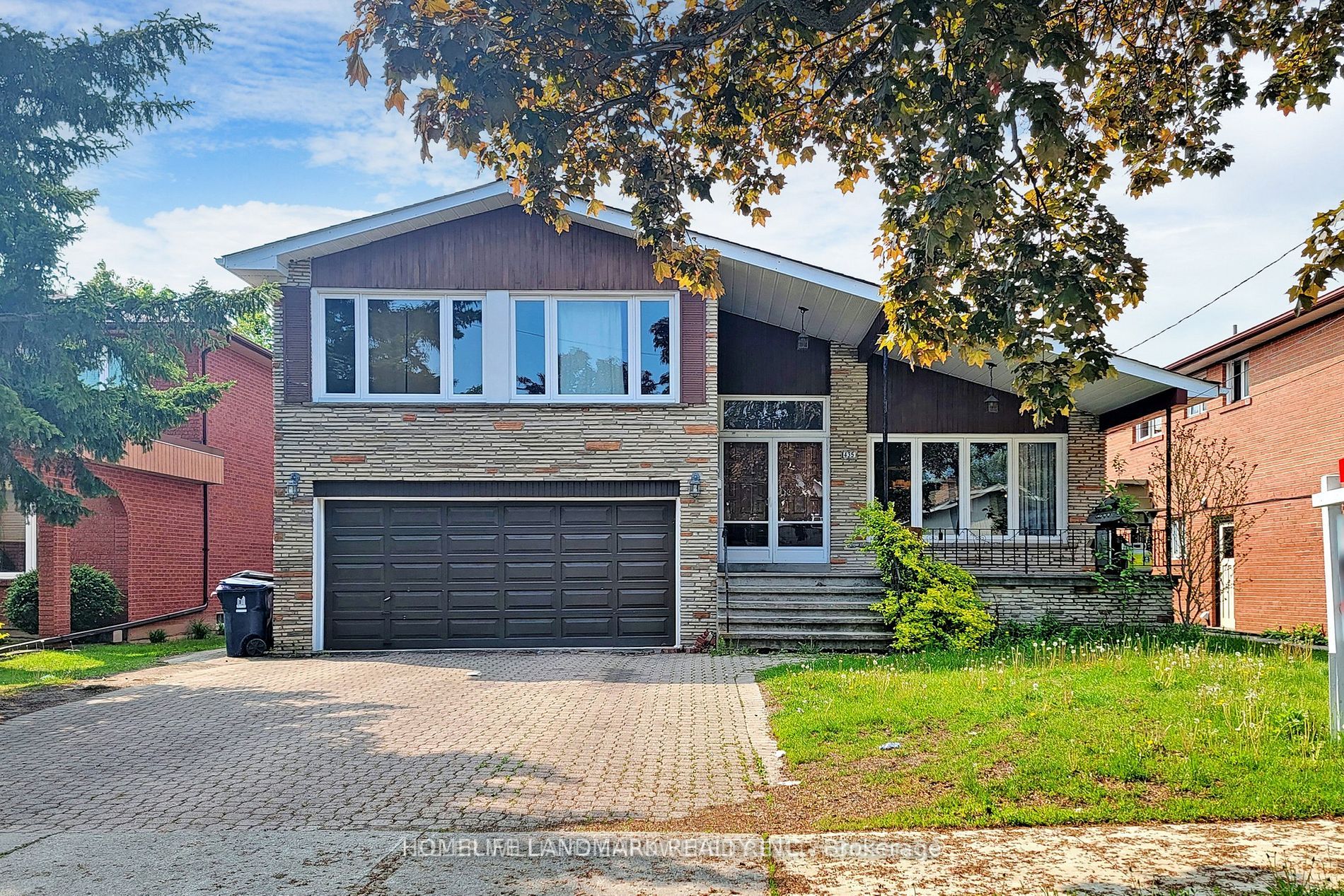 Front of Unit 1st&2nd, 435 Connaught Avenue