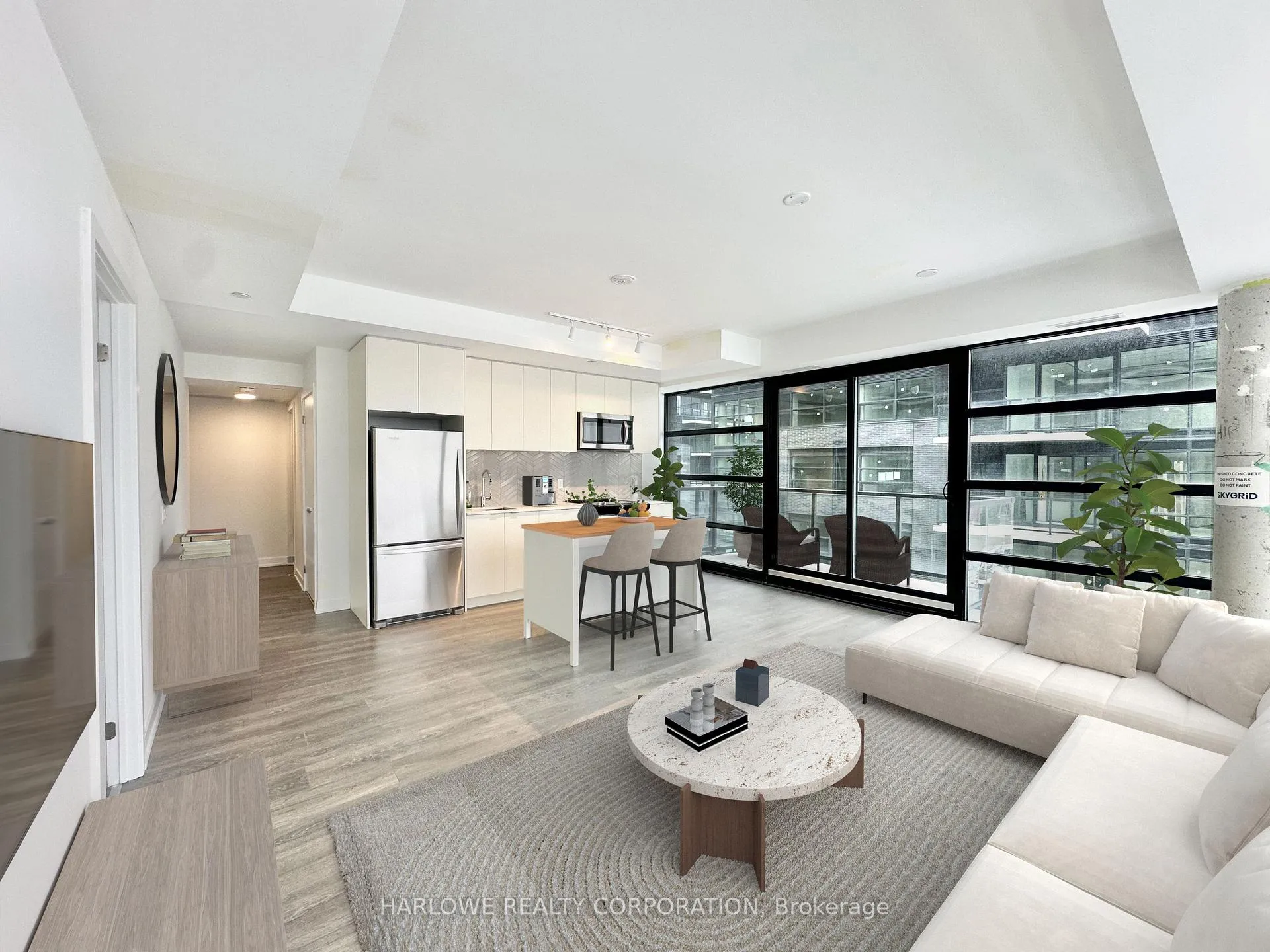 Front of Unit 340 E, 1610 Charles Street E