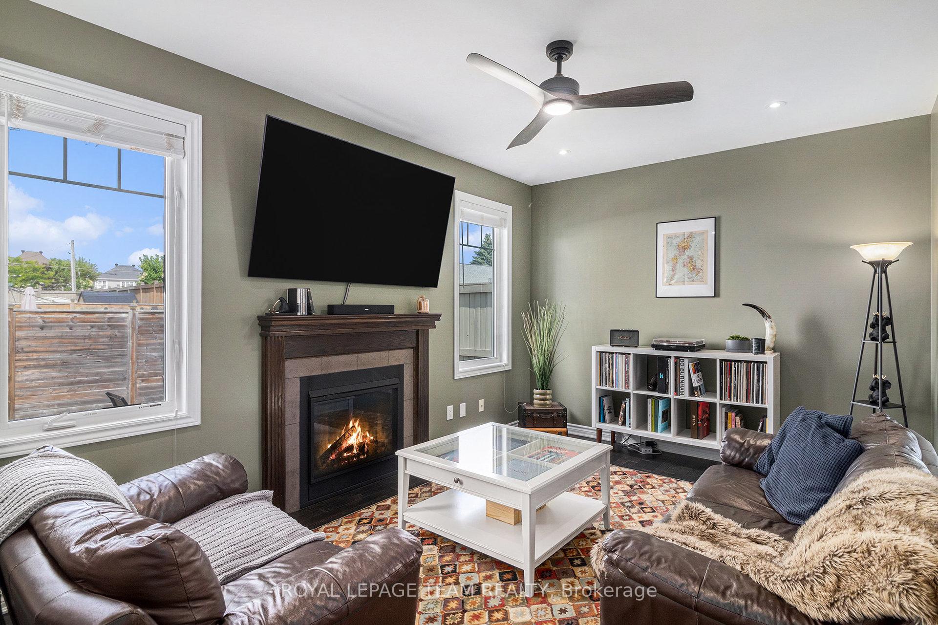 Photo 8 of 91 Damselfly Way, Ottawa, Barrhaven - Half Moon Bay — HOMEH