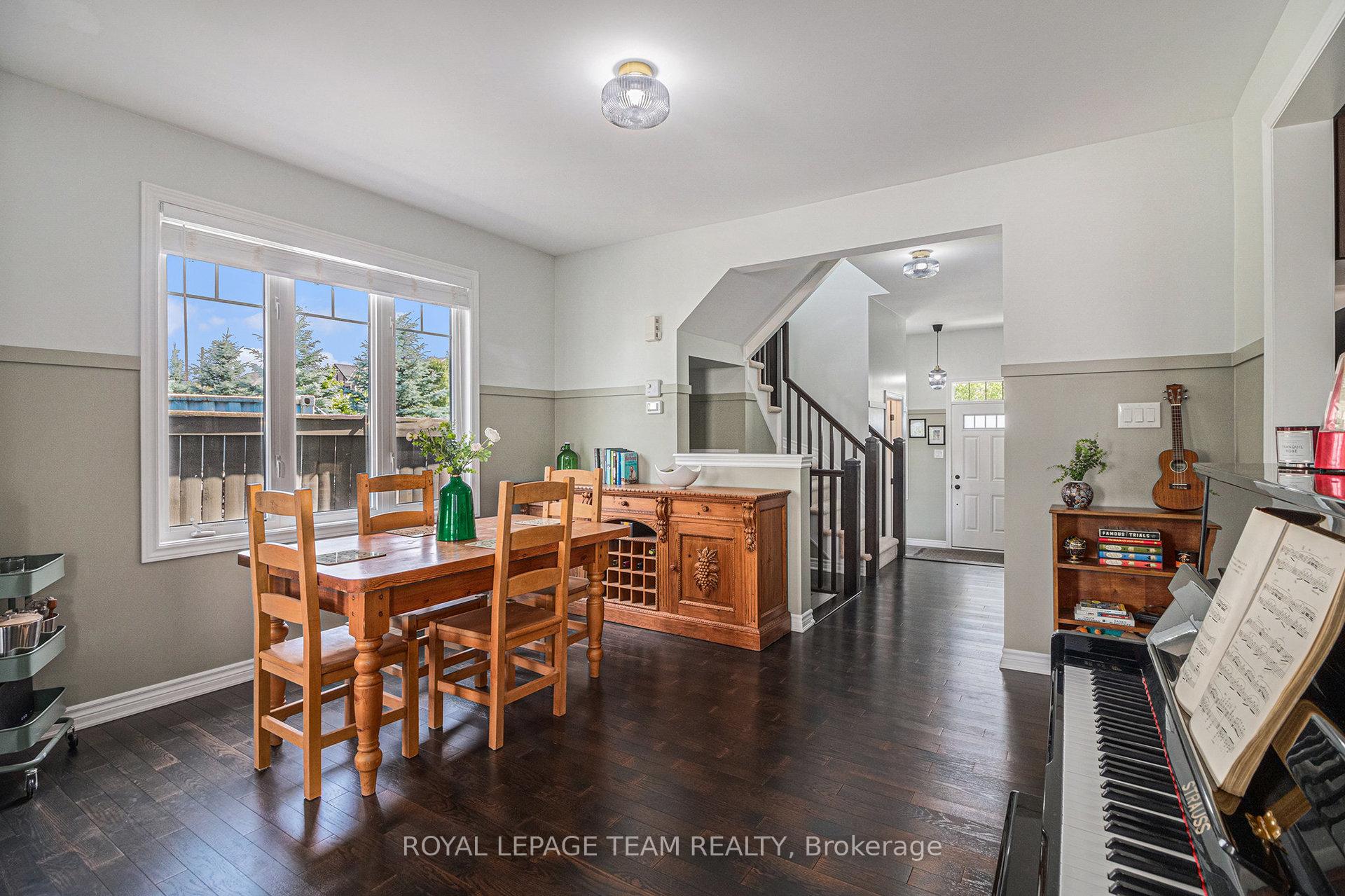 Photo 12 of 91 Damselfly Way, Ottawa, Barrhaven - Half Moon Bay — HOMEH