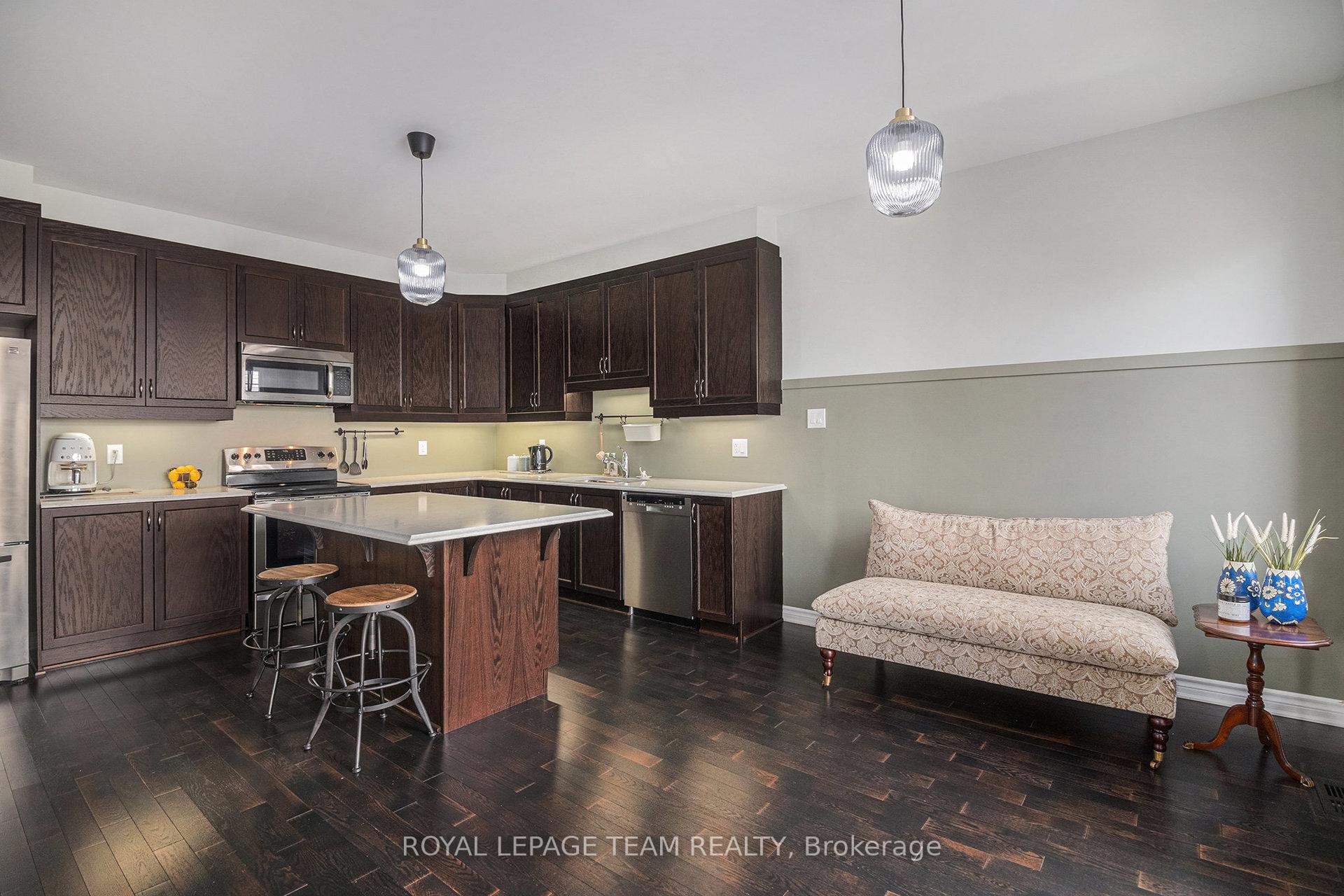 Photo 13 of 91 Damselfly Way, Ottawa, Barrhaven - Half Moon Bay — HOMEH
