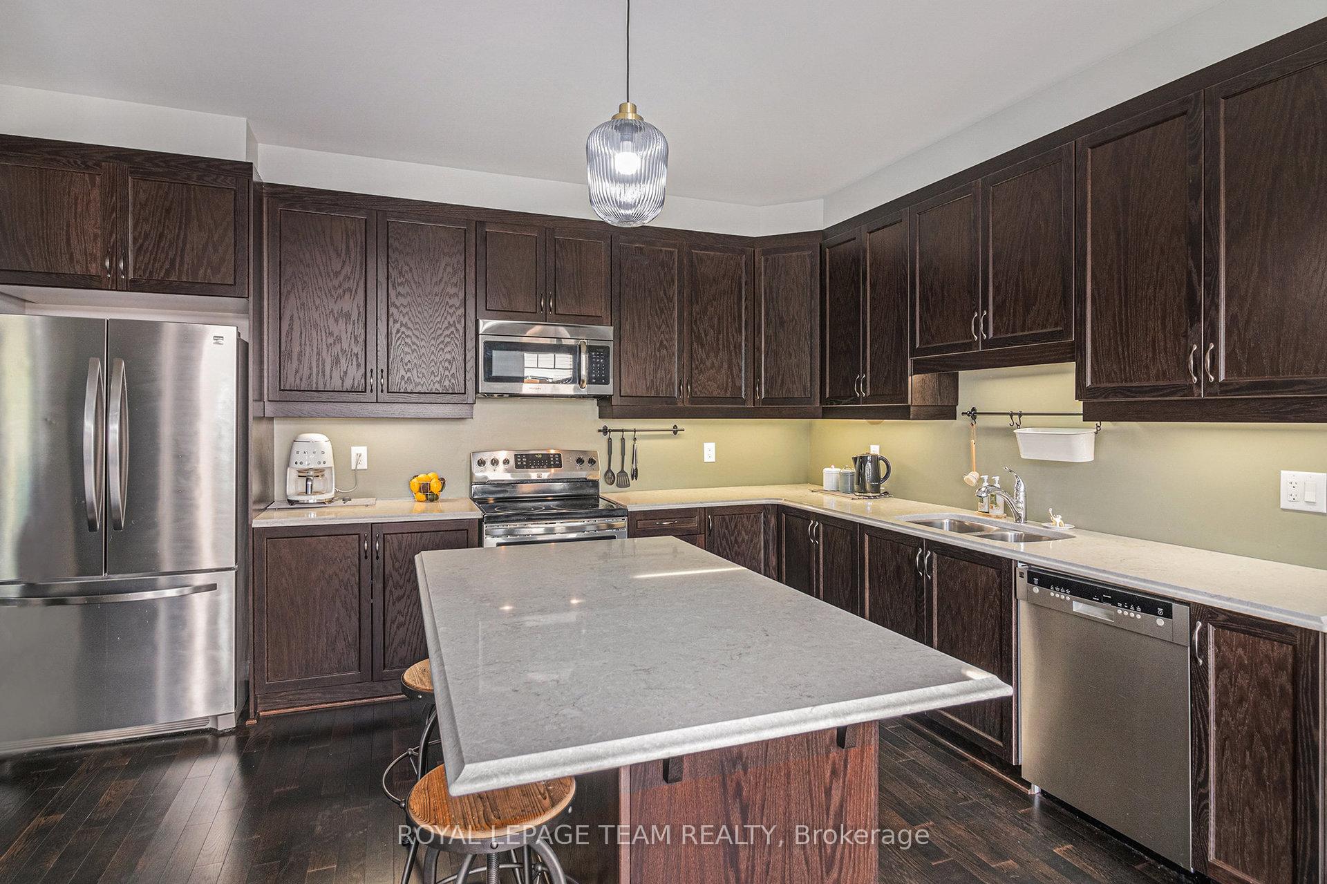 Photo 15 of 91 Damselfly Way, Ottawa, Barrhaven - Half Moon Bay — HOMEH