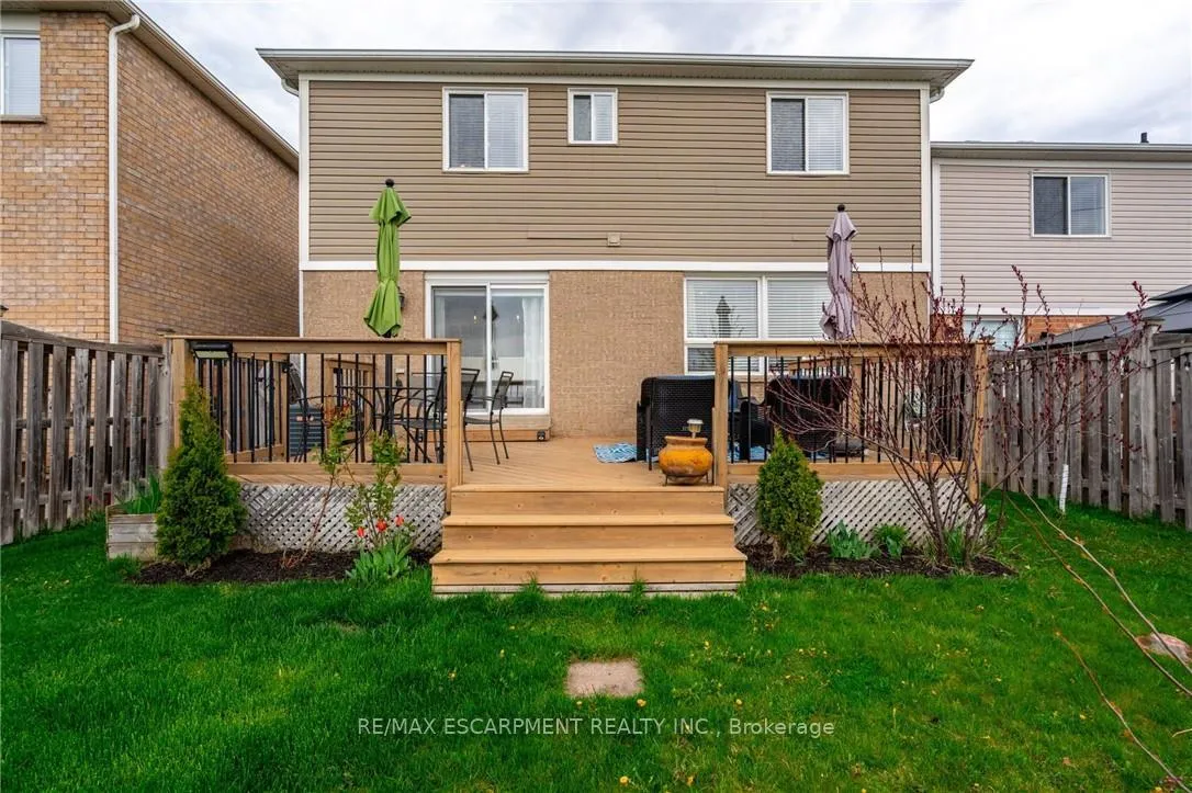 Photo 35 of 141 Voyager Pass, Hamilton, Binbrook — HOMEH