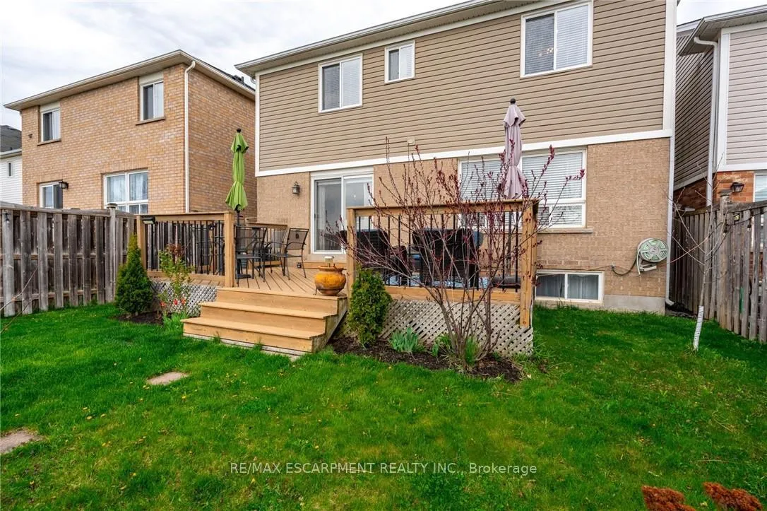 Photo 36 of 141 Voyager Pass, Hamilton, Binbrook — HOMEH