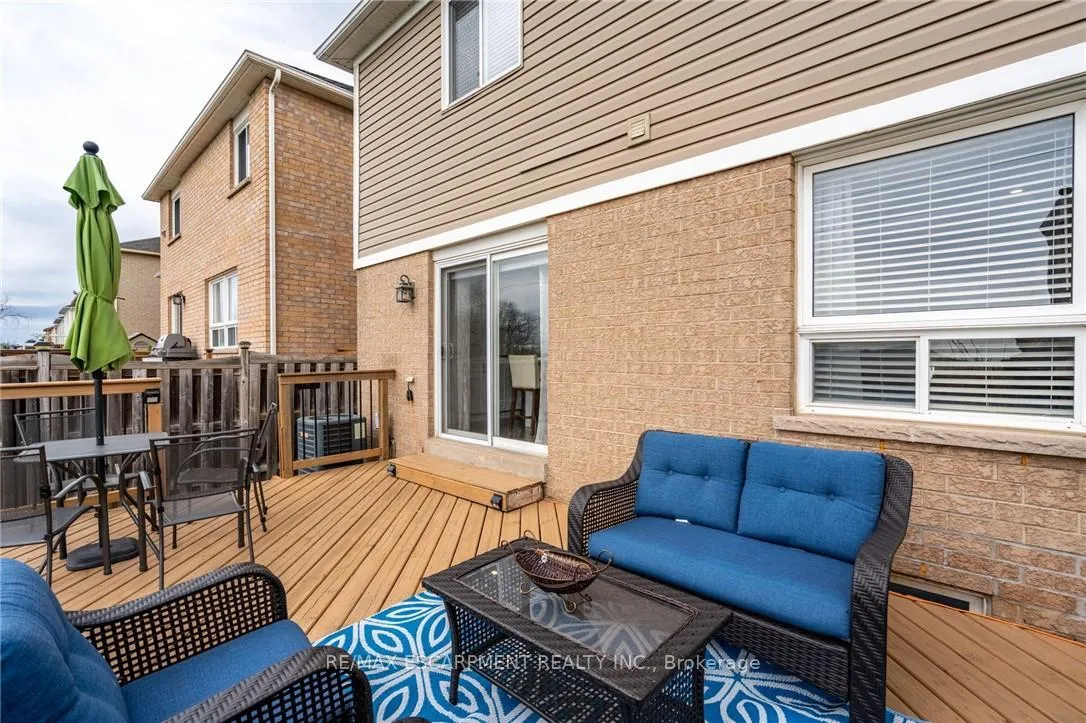 Photo 41 of 141 Voyager Pass, Hamilton, Binbrook — HOMEH