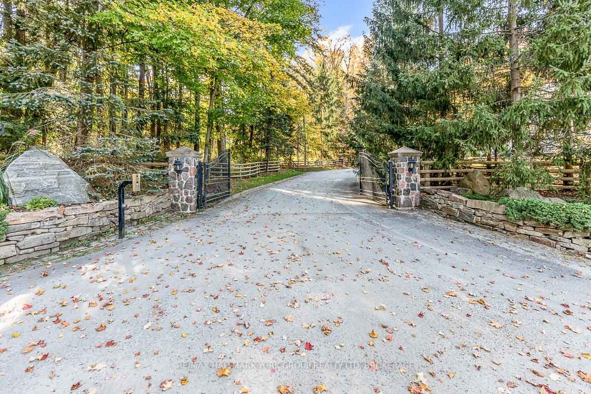 Photo 3 of 12800 8TH Concession Rd, King, Nobleton — HOMEH