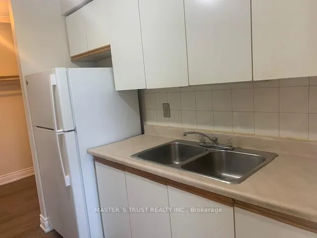 Photo 10 of Unit 208, 837 Simcoe Street S, Oshawa, Lakeview — HOMEH
