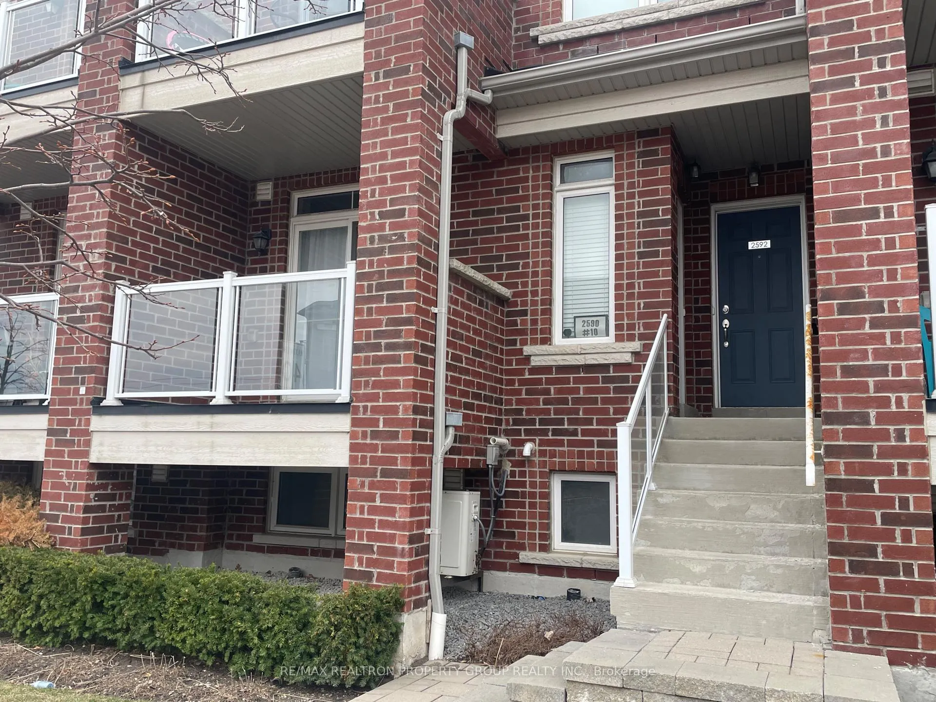 Front of Unit 10, 2590 William Jackson Drive