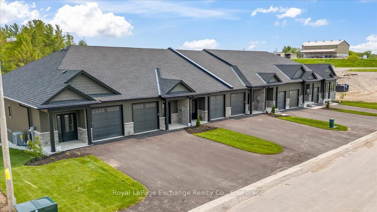 Photo 3 of 307 Arnaud Street, Arran-Elderslie — HOMEH