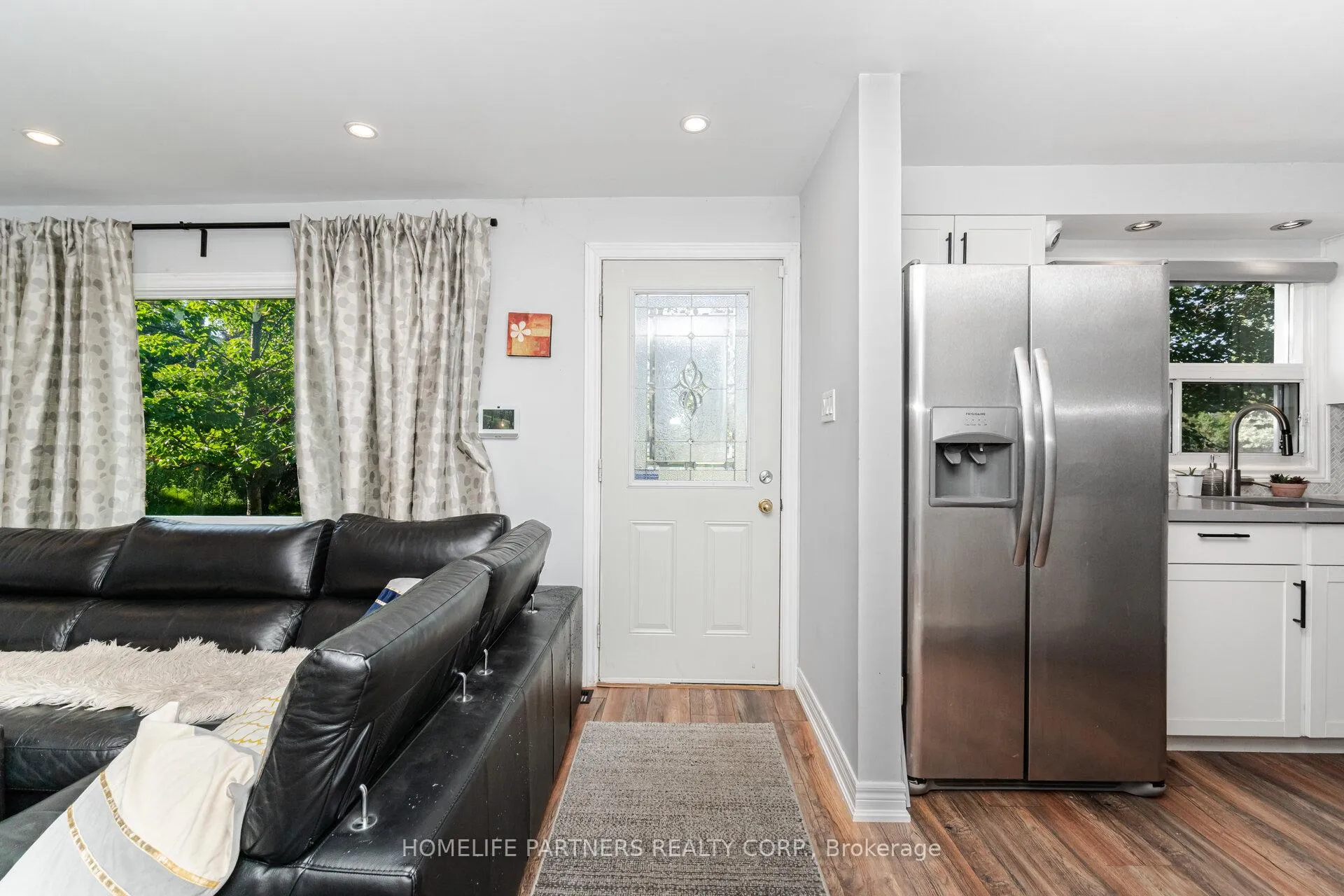 Photo 2 of 749 Happyvale Drive, Innisfil, Alcona — HOMEH