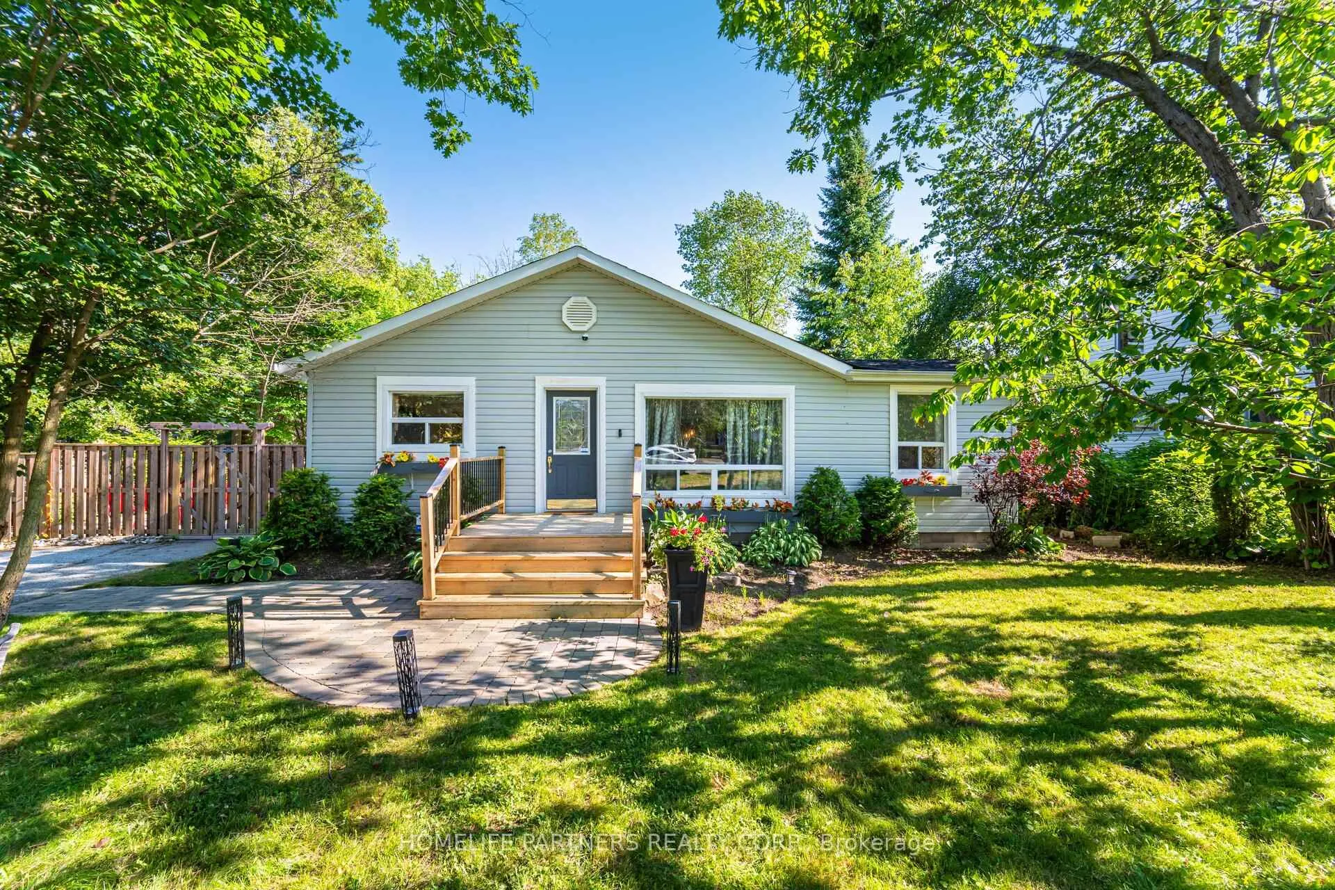 Photo 36 of 749 Happyvale Drive, Innisfil, Alcona — HOMEH