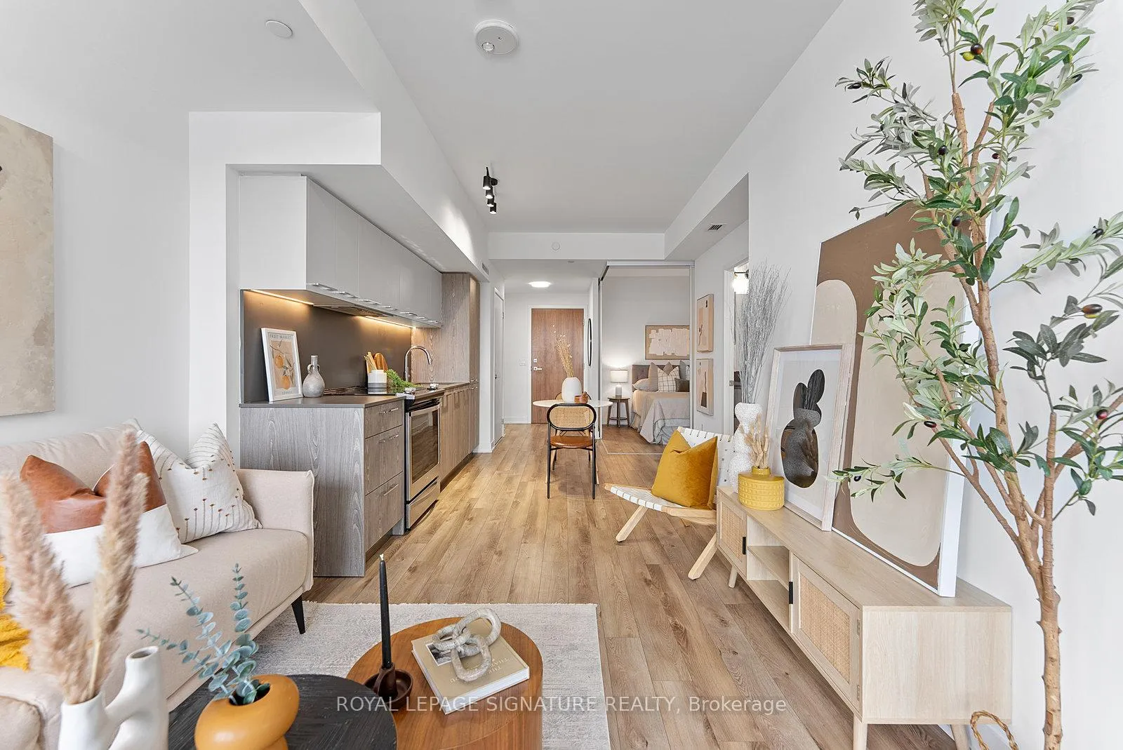 Photo 2 of Unit 821, 30 Baseball Place, Toronto, South Riverdale — HOMEH