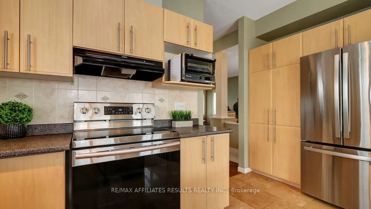Photo 17 of 41 Fairlop Way, Ottawa, Barrhaven - Longfields — HOMEH