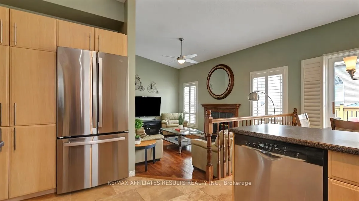Photo 19 of 41 Fairlop Way, Ottawa, Barrhaven - Longfields — HOMEH
