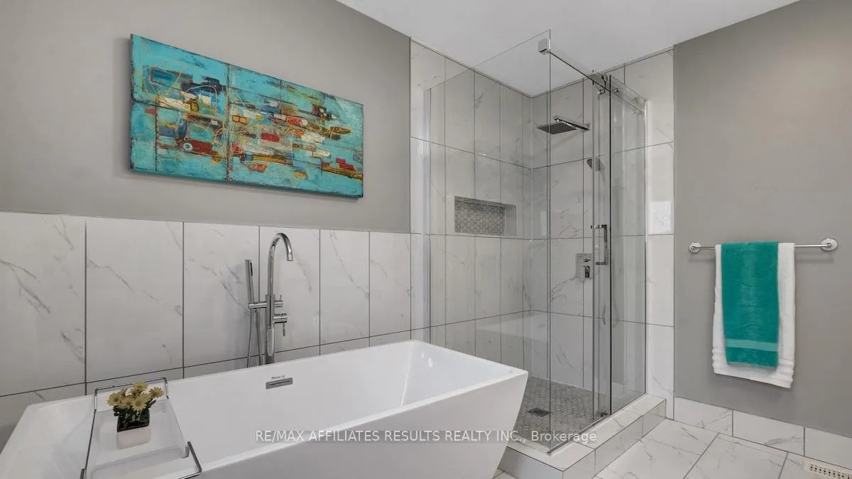 Photo 29 of 41 Fairlop Way, Ottawa, Barrhaven - Longfields — HOMEH