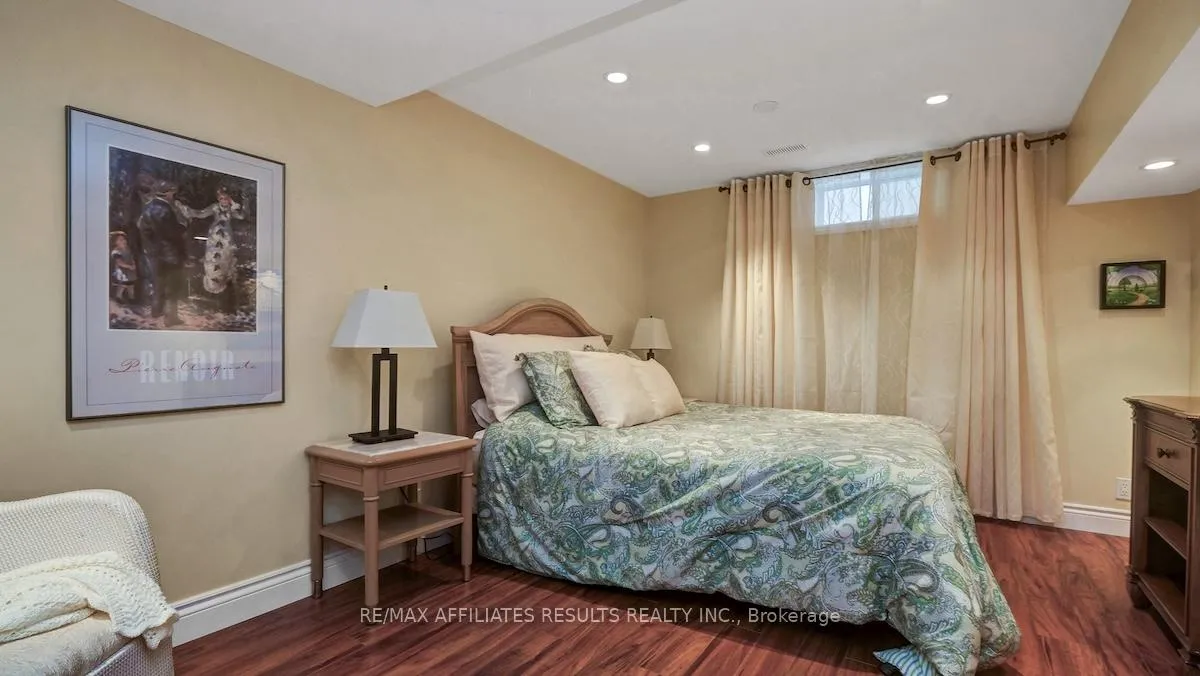 Photo 34 of 41 Fairlop Way, Ottawa, Barrhaven - Longfields — HOMEH