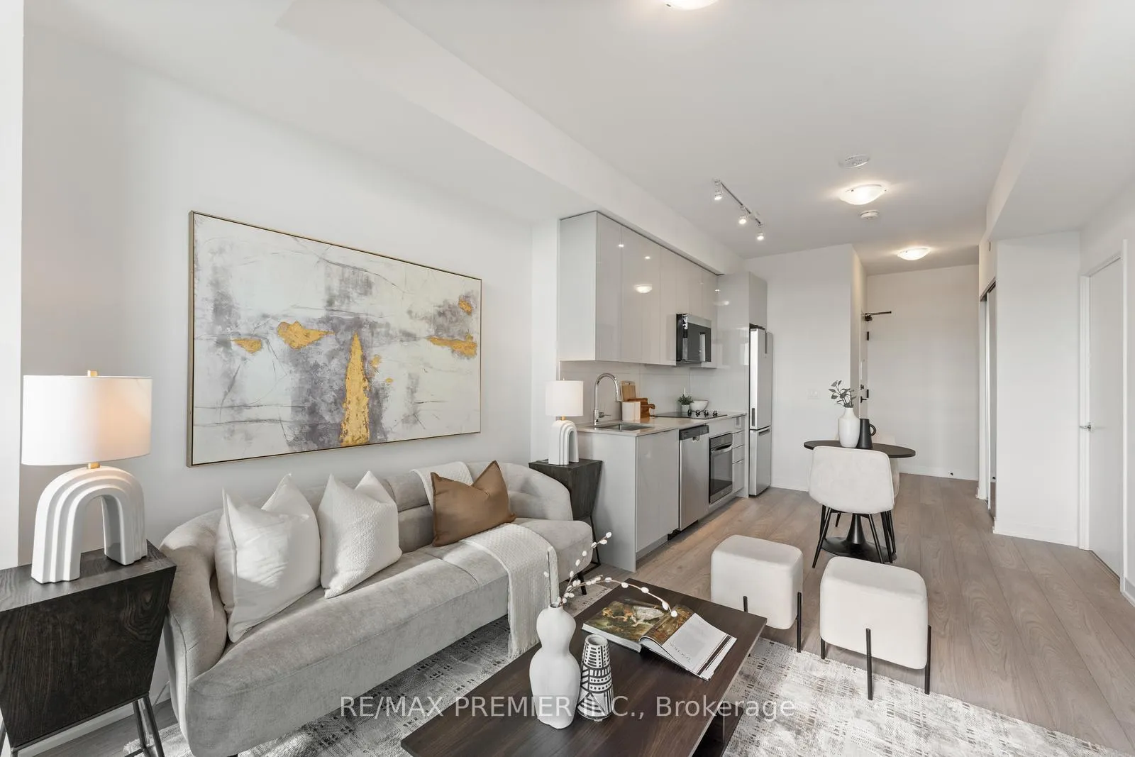 Photo 20 of Unit 1412, 10 Abeja Street, Vaughan, Concord — HOMEH