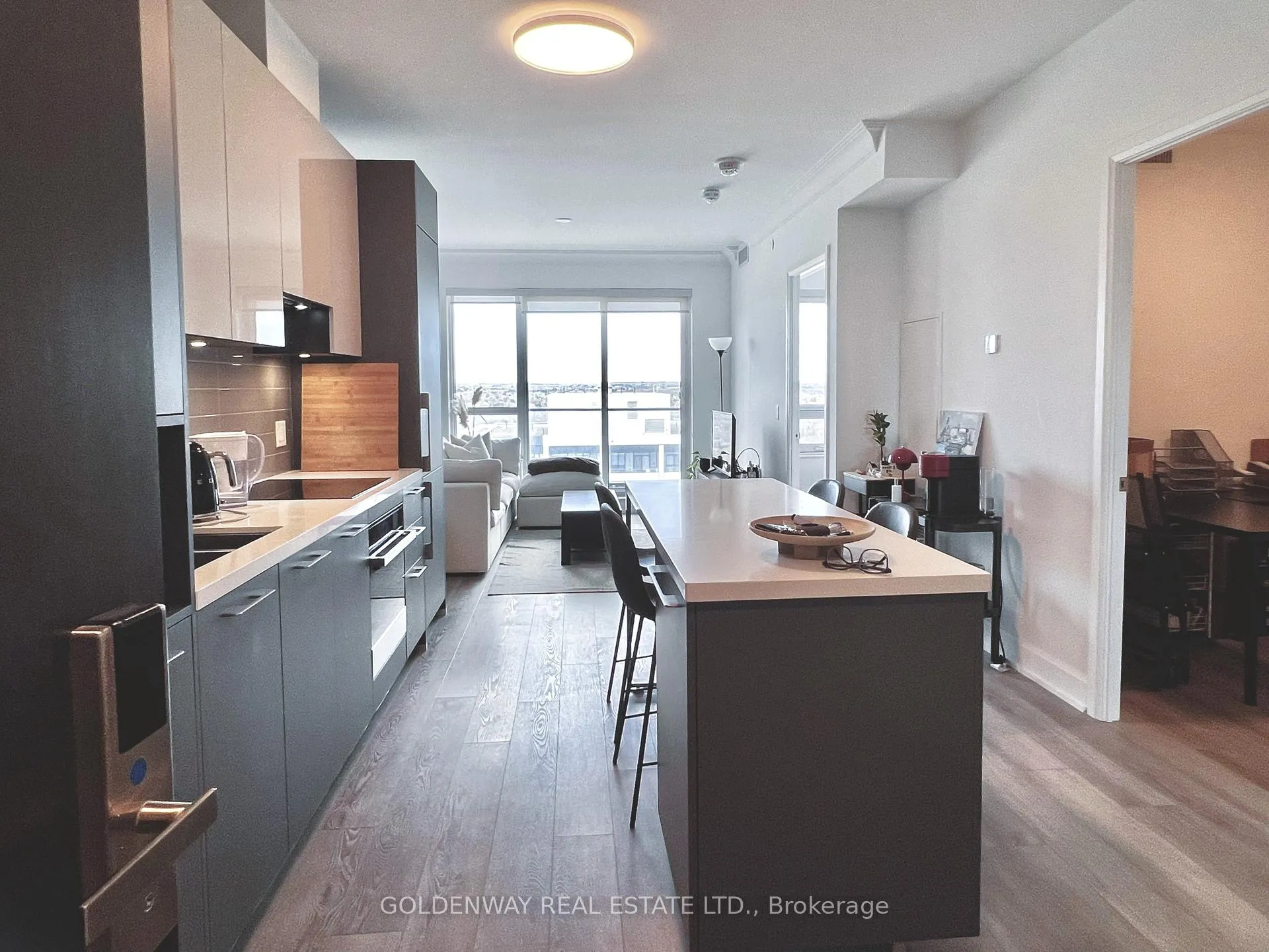 Photo 3 of Unit 2608, 8 Water Walk Drive, Markham, Unionville — HOMEH