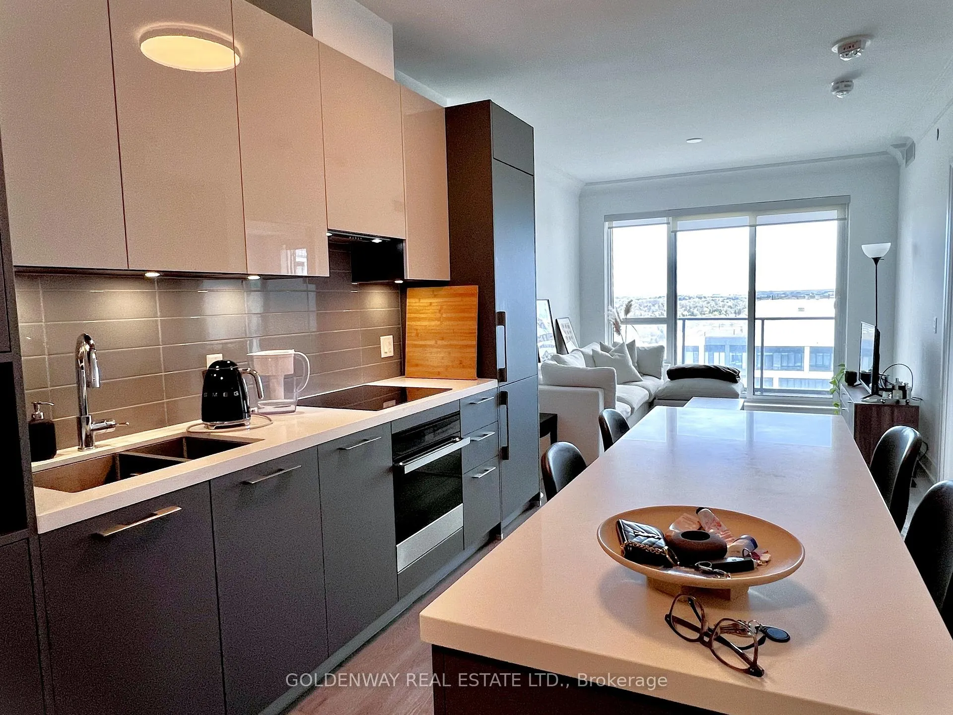 Photo 4 of Unit 2608, 8 Water Walk Drive, Markham, Unionville — HOMEH