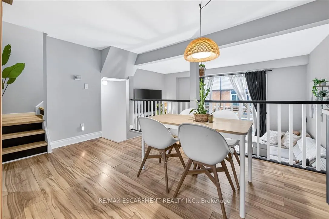 Photo 19 of Unit 15, 23 Watsons Lane, Hamilton, Dundas — HOMEH
