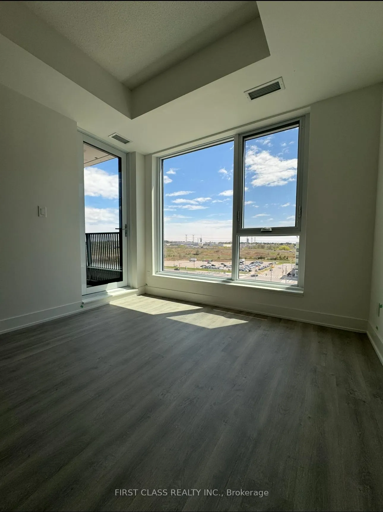 Front of Unit 709, 38 Andre De Grasse Street