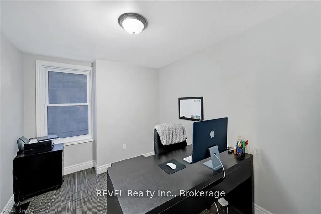 Photo 15 of MAIN/ 4102 Portage Road, Niagara Falls, Cherrywood — HOMEH