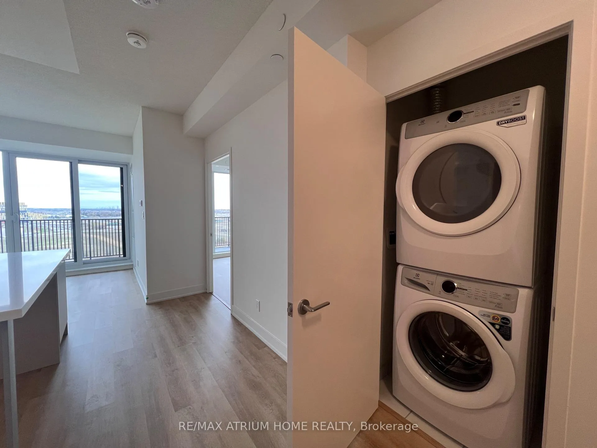 Photo 8 of Unit 1119, 56 Andre de Grasse Street, Markham, Unionville — HOMEH