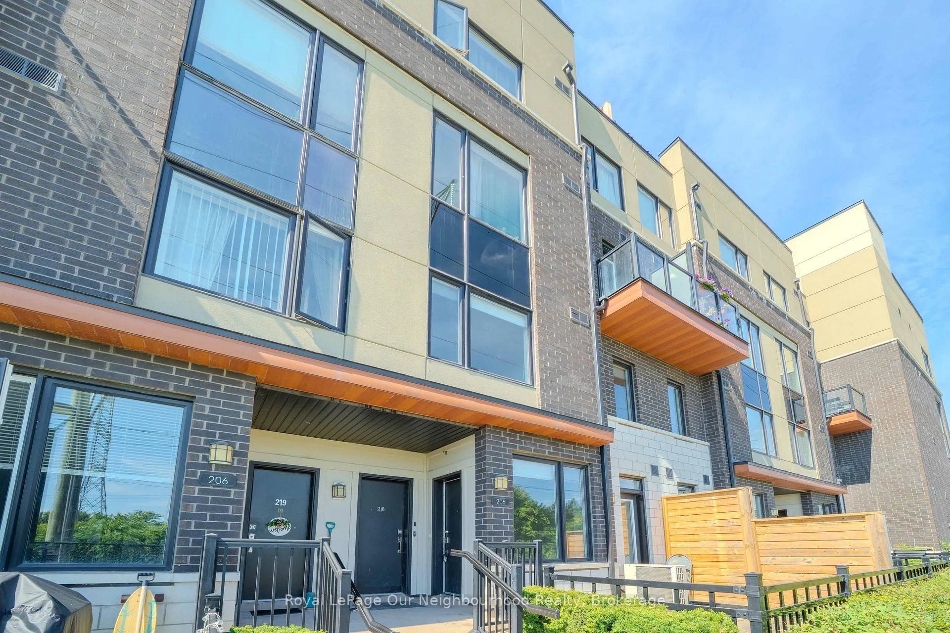 Front of Unit 205, 1555 Kingston Road