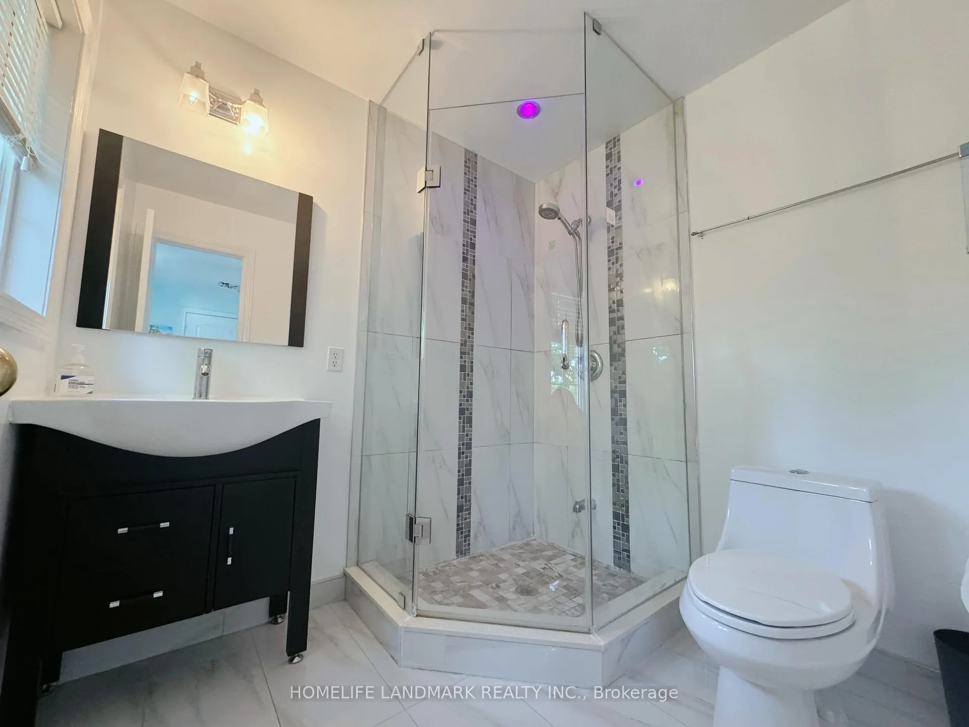 Photo 3 of Unit UPPER UNIT, 295 Williamson Road, Markham, Greensborough — HOMEH