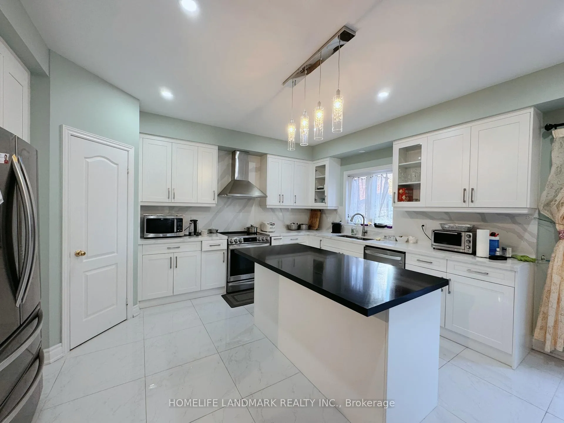 Photo 4 of Unit UPPER UNIT, 295 Williamson Road, Markham, Greensborough — HOMEH