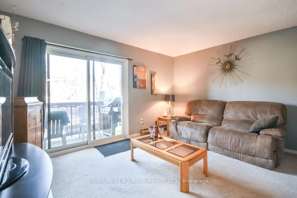 Photo 4 of Unit A7, 175 Edgehill Drive, Barrie, Letitia Heights — HOMEH
