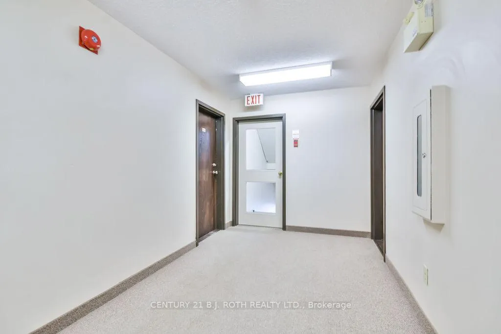Photo 17 of Unit A7, 175 Edgehill Drive, Barrie, Letitia Heights — HOMEH