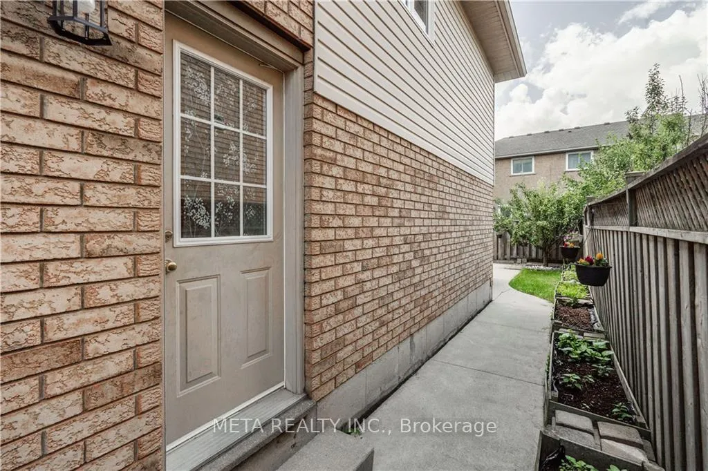Photo 25 of 1 Resolute(upper Unit) Drive, Hamilton, Rushdale — HOMEH