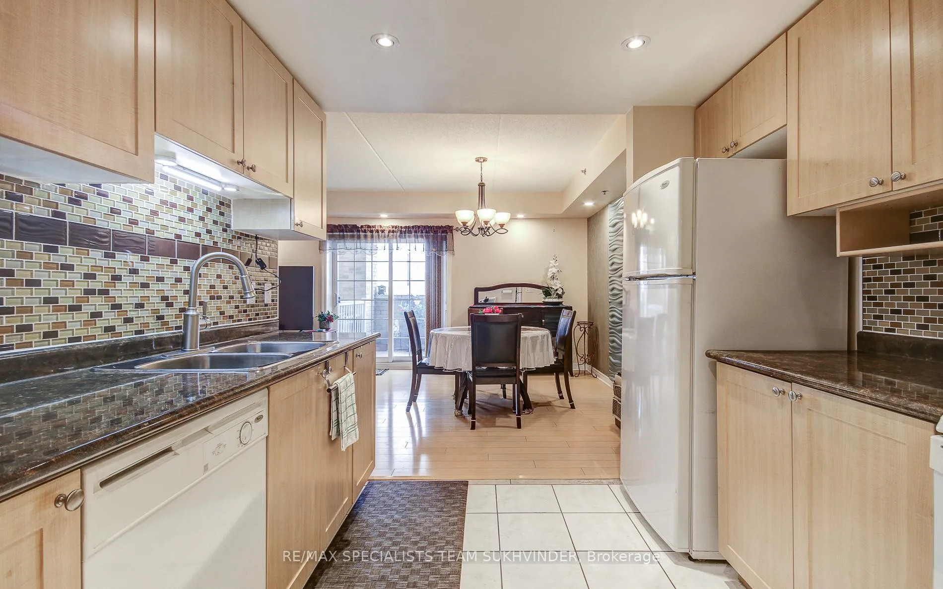 Photo 11 of Unit 116, 7428 Markham Road, Markham, Middlefield — HOMEH