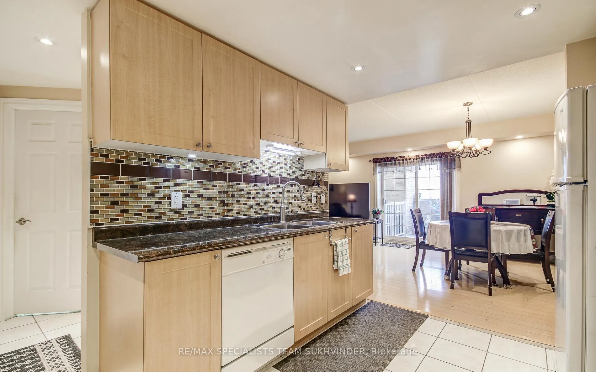 Photo 12 of Unit 116, 7428 Markham Road, Markham, Middlefield — HOMEH