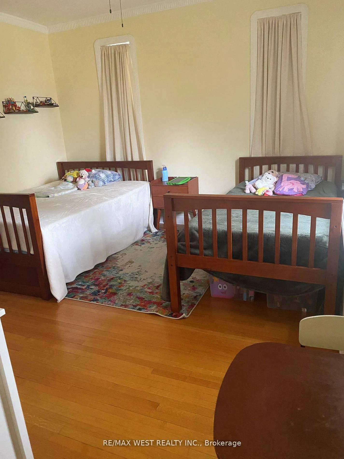 Photo 16 of Unit 2nd Flr, 7 Otter Crescent, Toronto, Bedford Park-Nortown — HOMEH
