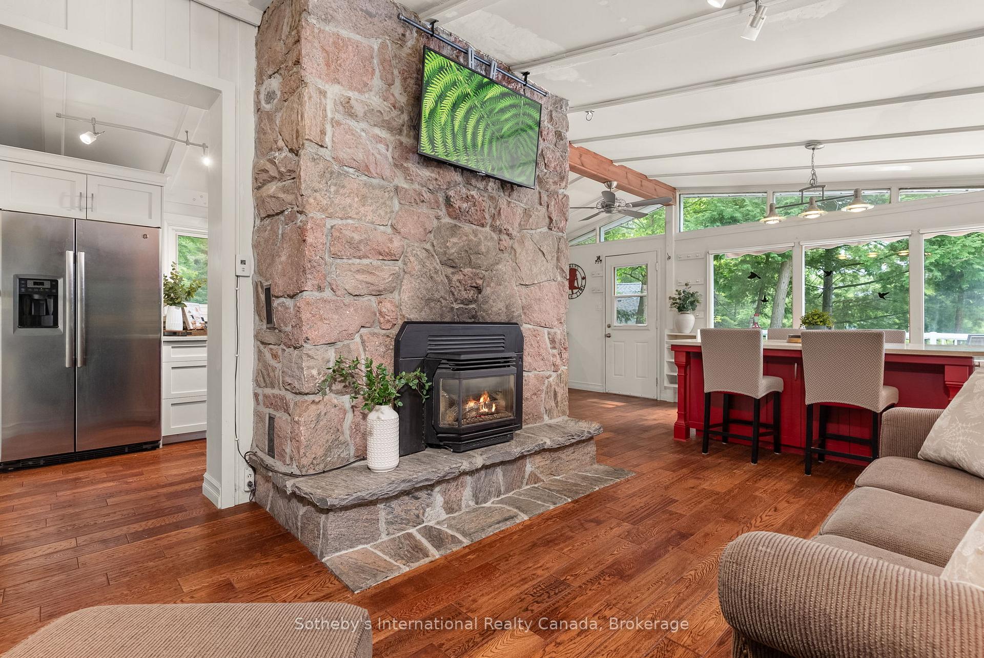 Photo 25 of 1032 Sunset Bay Road N, Gravenhurst, Muskoka (S) — HOMEH