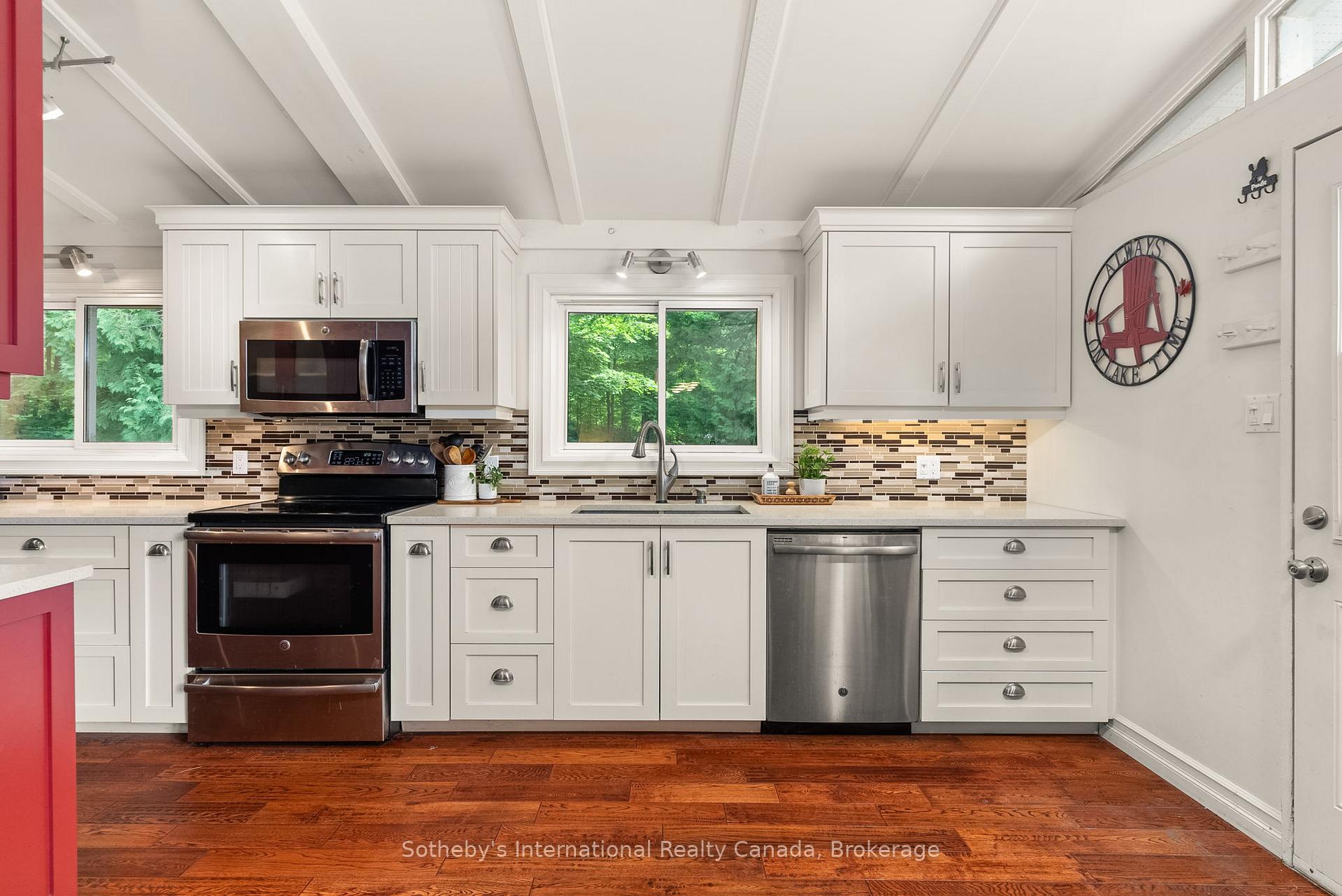 Photo 27 of 1032 Sunset Bay Road N, Gravenhurst, Muskoka (S) — HOMEH